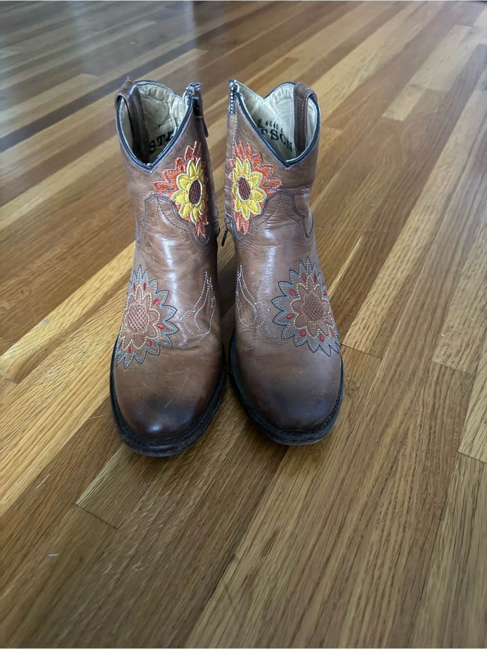 Stetson Brown Leather Ankle Western Boots with Sunflower Embroidery